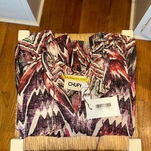 Chufy size Medium shirt.